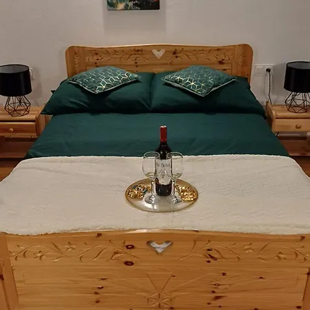 Goscinne U Majerczykow Διαμέρισμα