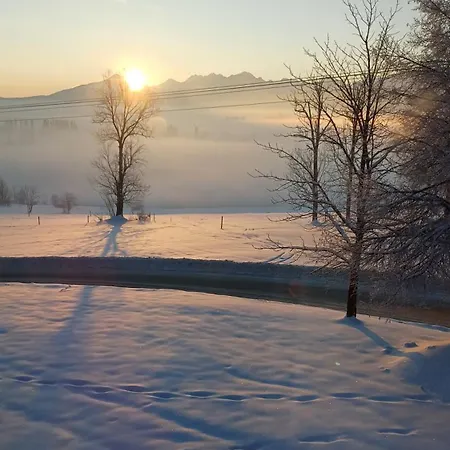 Daire Goscinne U Majerczykow Stozh